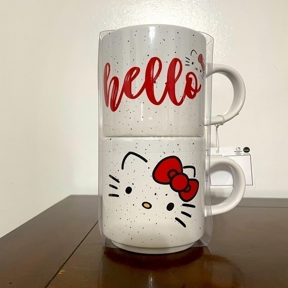 Hello Kitty Ceramic Mug Set of Two FINAL PRICE - Picture 4 of 5
